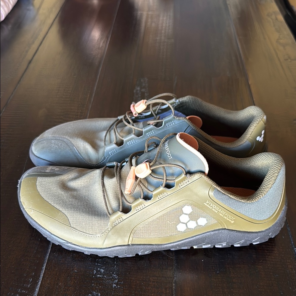 Vivo barefoot Men's Green Trail Shoes